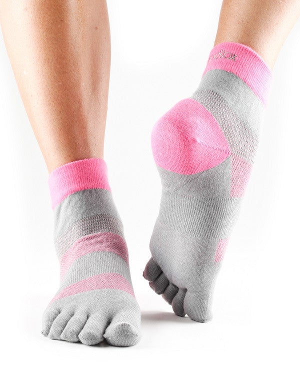 ToeSox - Minnie Sports Socks SALE