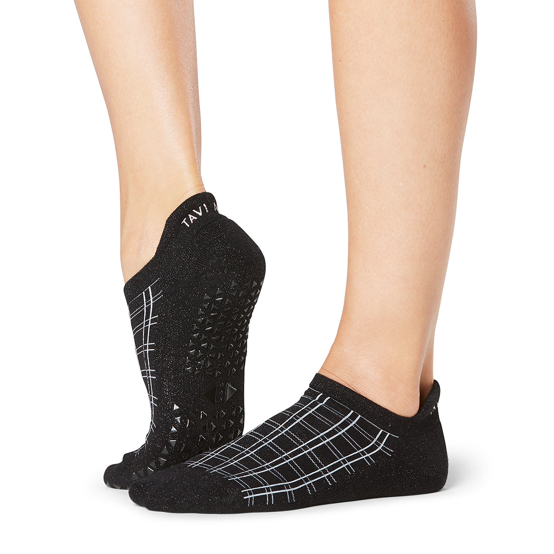 TAVI NOIR SAVVY GRIP SOCKS - FALL 2020 - T8 Fitness - Asia Yoga, Pilates,  Rehab, Fitness Products