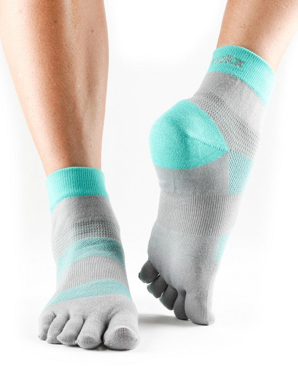 ToeSox Minnie Sports Socks SALE