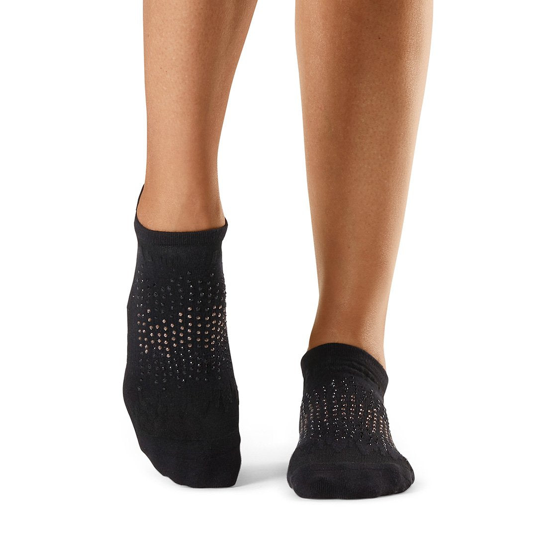 TAVI NOIR SAVVY GRIP SOCKS - FALL 2022 - T8 Fitness - Asia Yoga